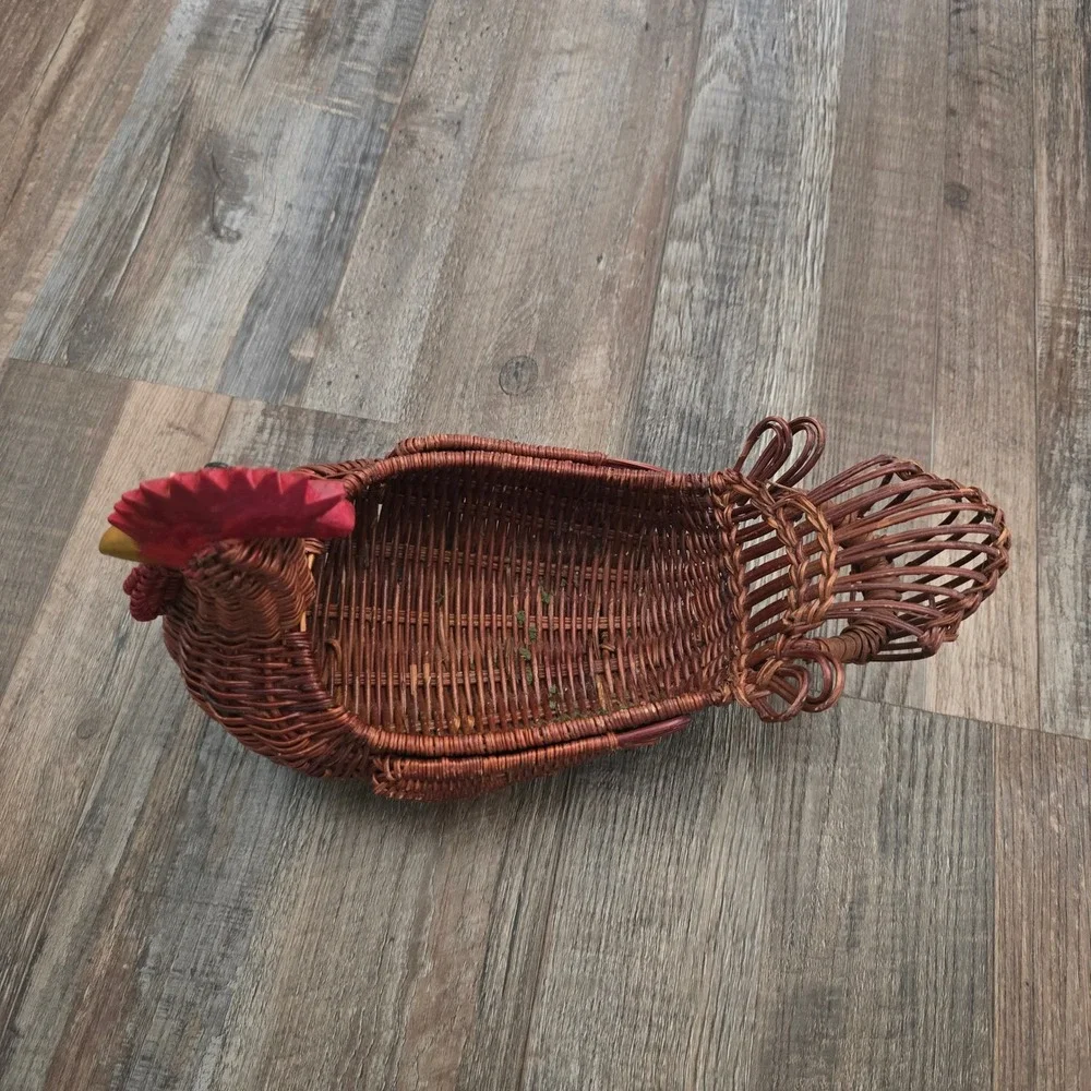 Rooster Woven Basket Wooden Comb Beak Brown Farmhouse Wicker